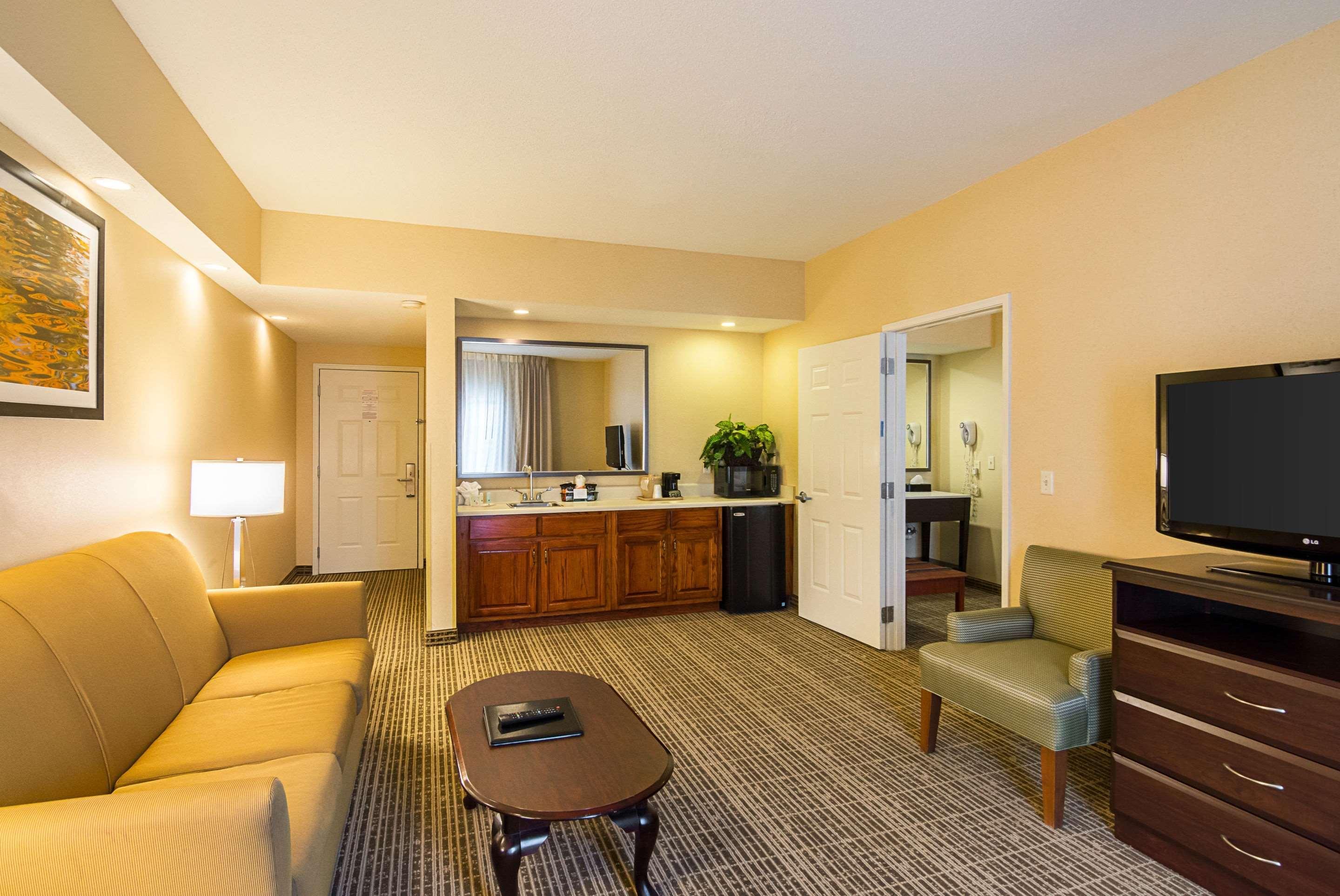 Best Western Of Crestview Exterior photo