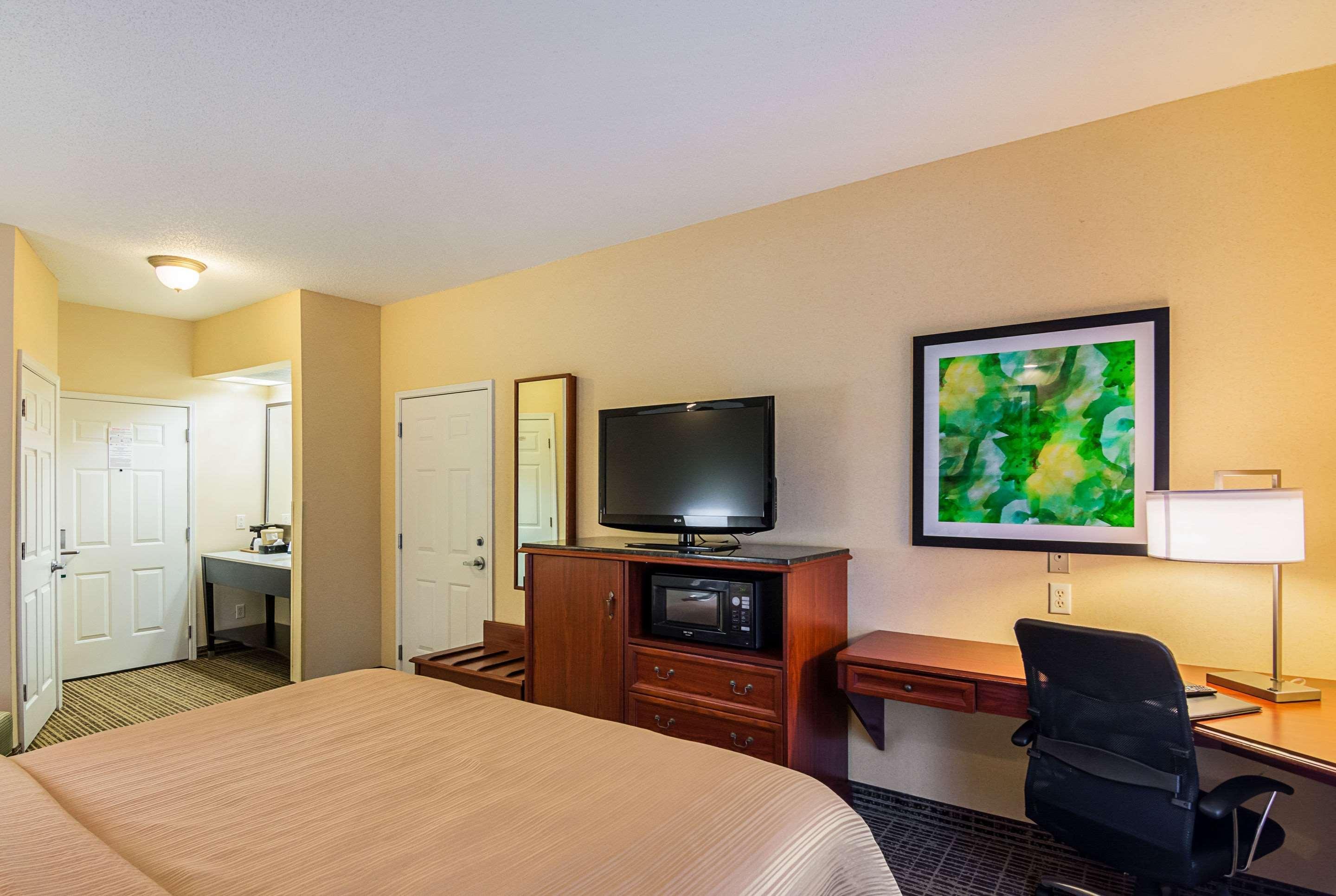 Best Western Of Crestview Exterior photo