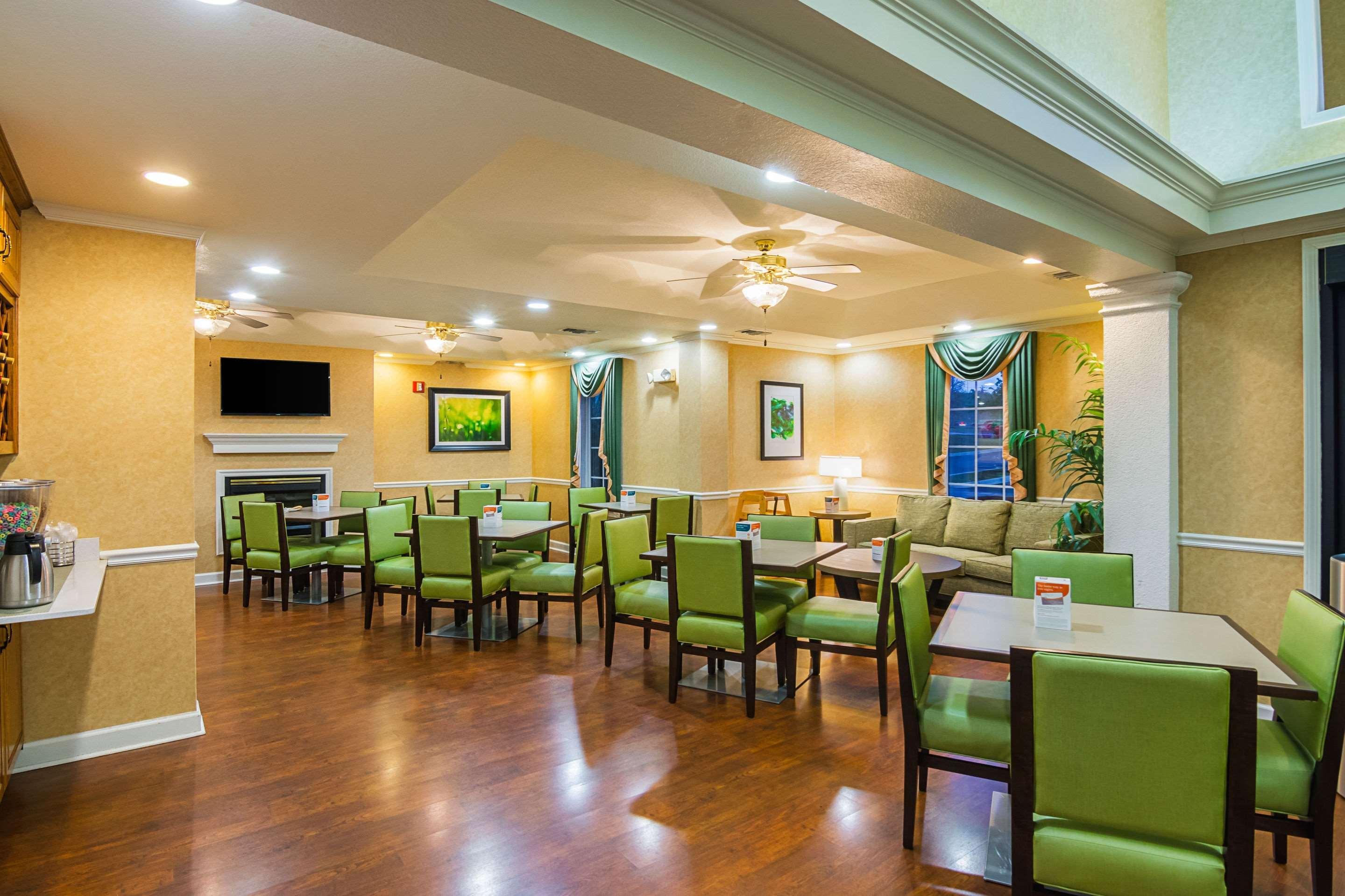 Best Western Of Crestview Exterior photo